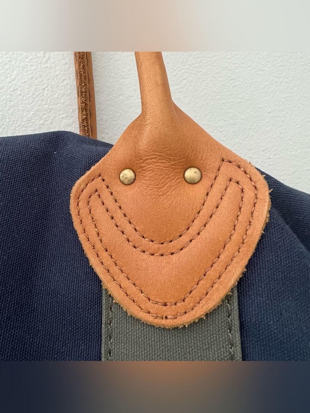 LL Bean Boat And Tote Canvas Bag Canvas Navy Blue Gray Leather Handles 24x18 - Picture 8 of 12